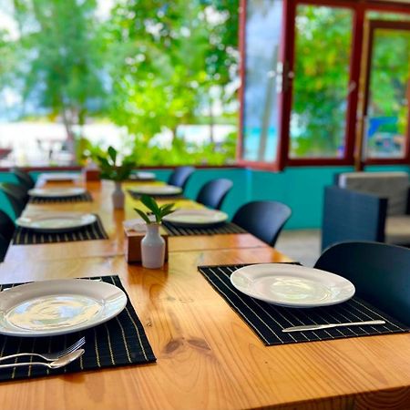 Si! Beach House Dhiffushi Exteriör bild