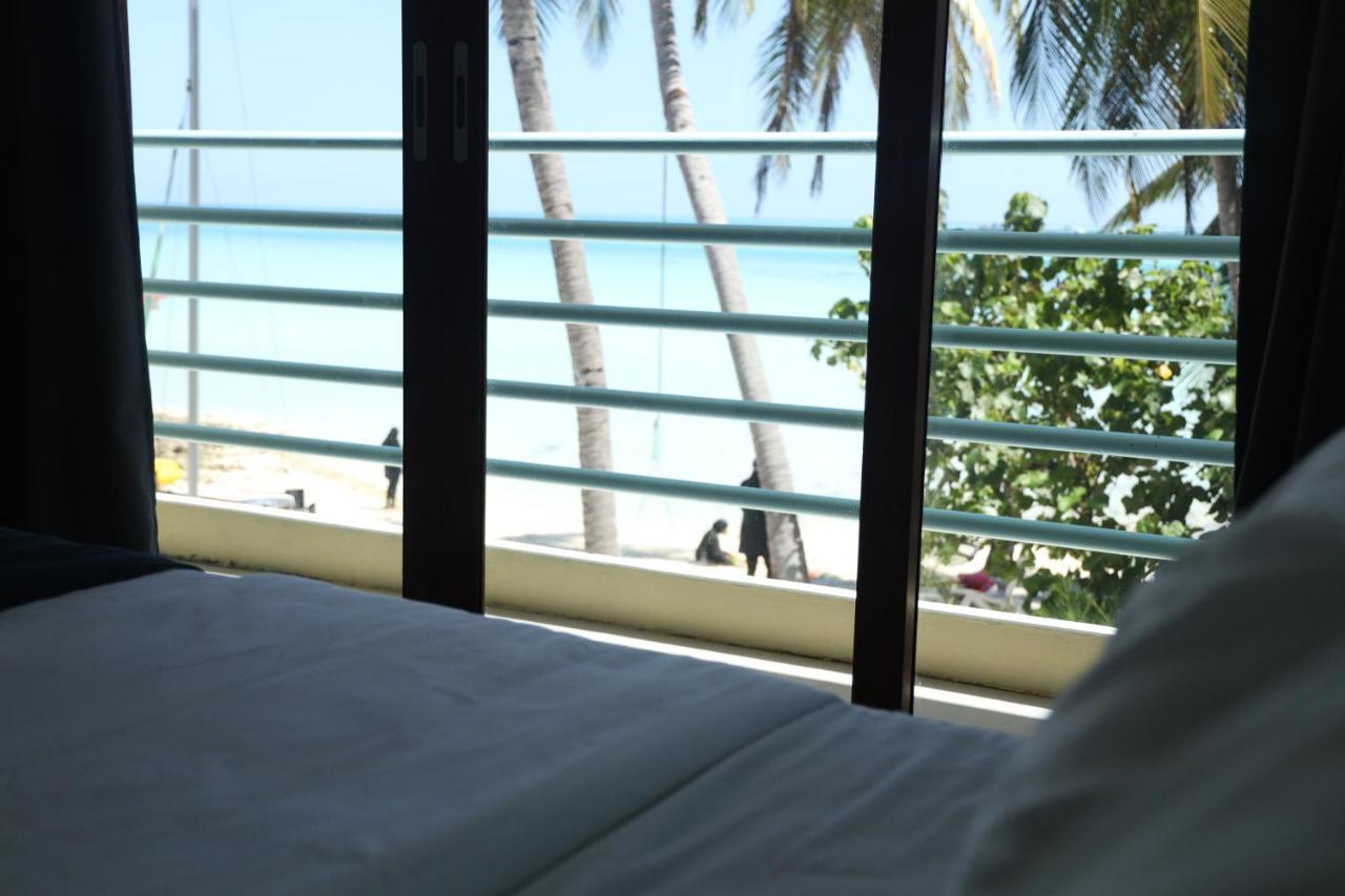 Si! Beach House Dhiffushi Exteriör bild